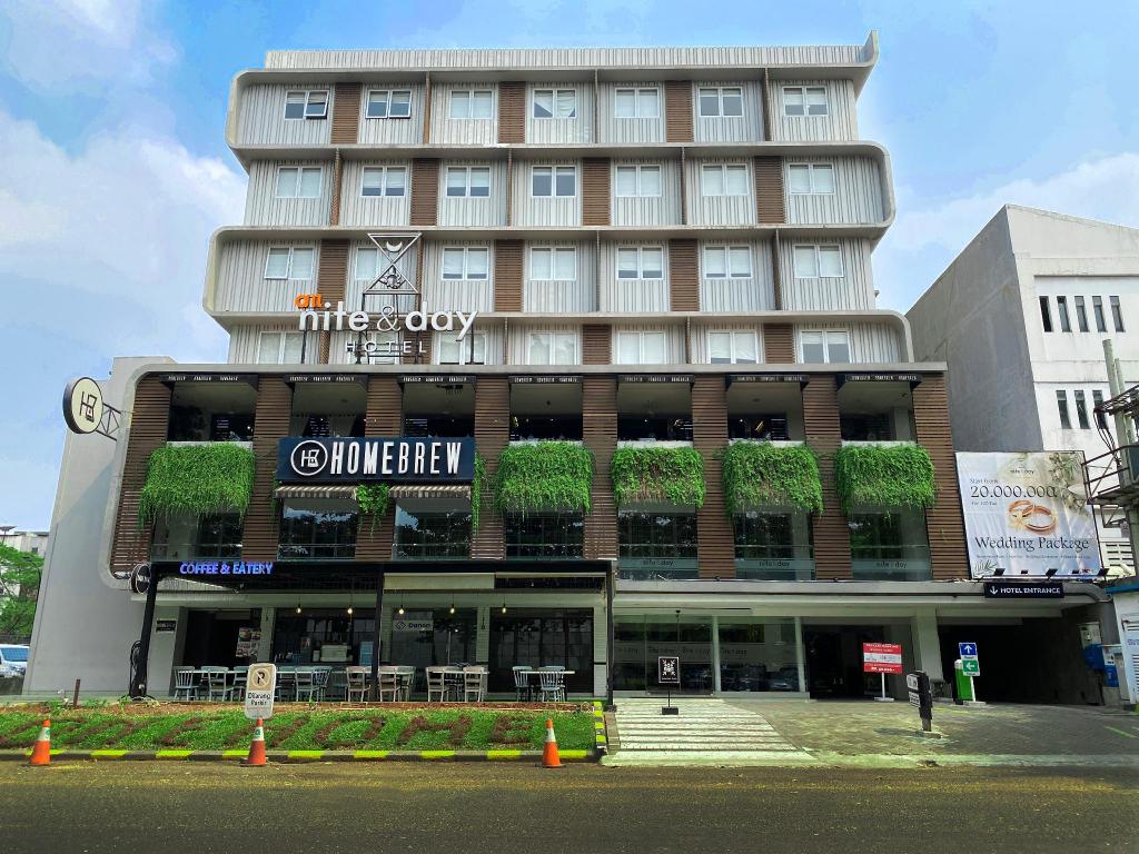 Hotel Exterior